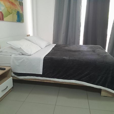 Holiday And Business Home Agios Vasilios  ภายนอก รูปภาพ
