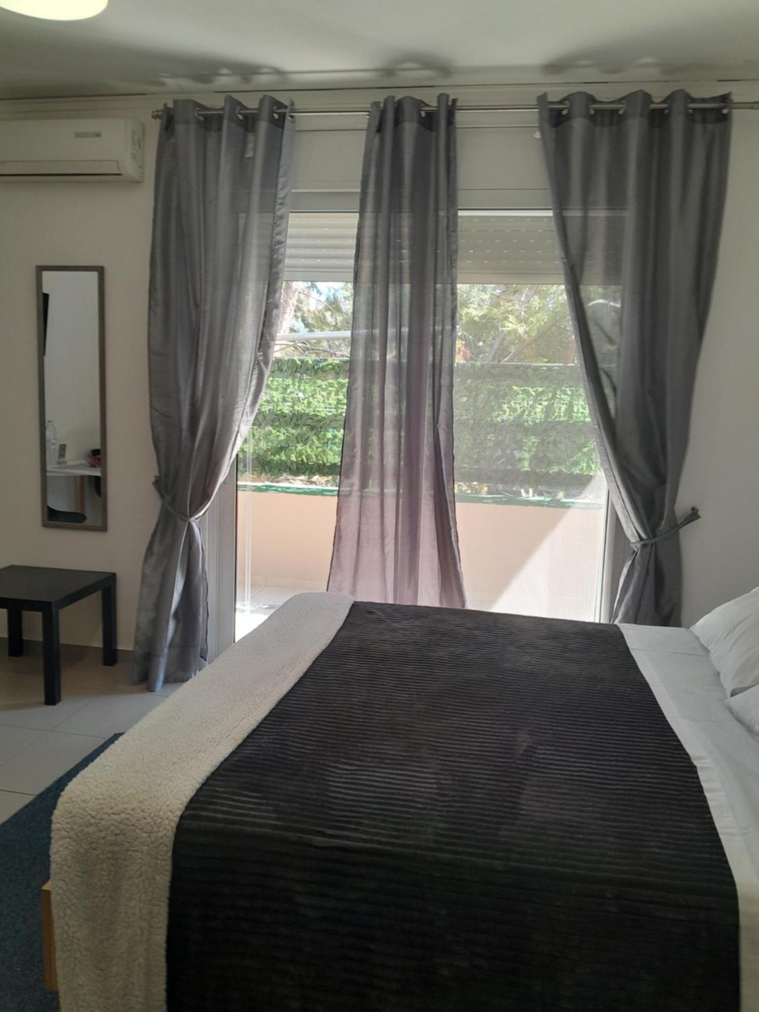 Holiday And Business Home Agios Vasilios  ภายนอก รูปภาพ